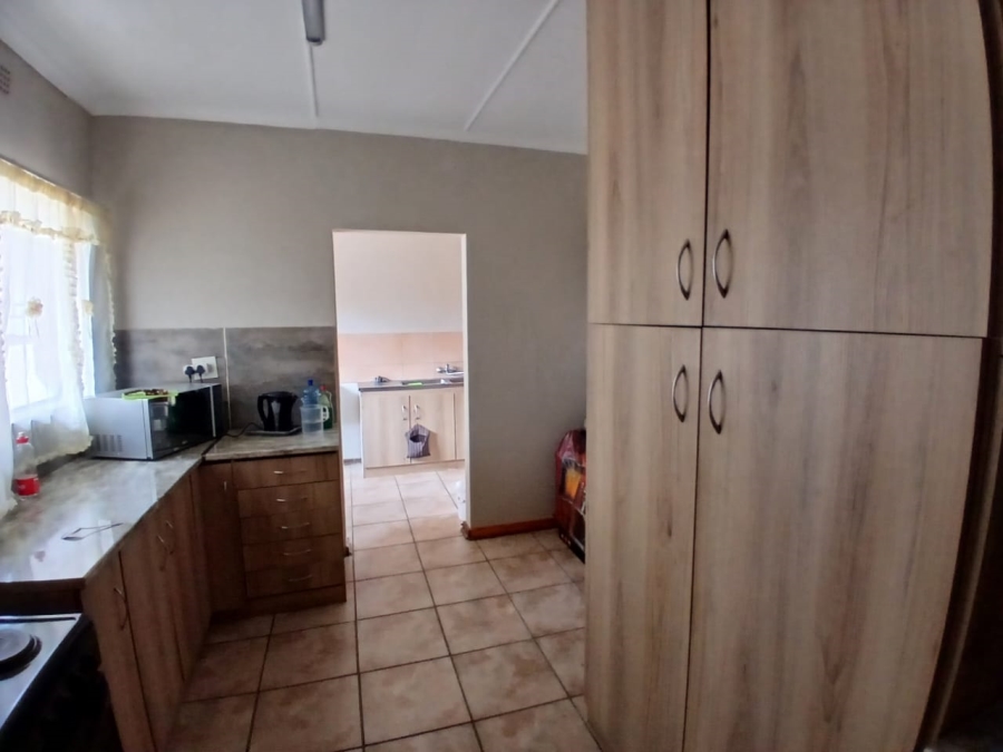 4 Bedroom Property for Sale in Kuruman Northern Cape